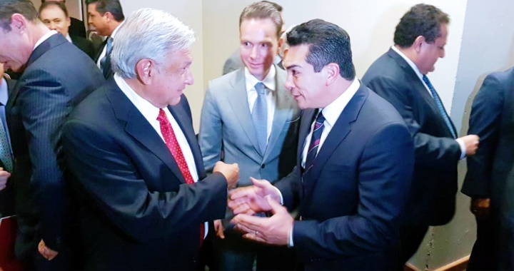 amlo y amlito