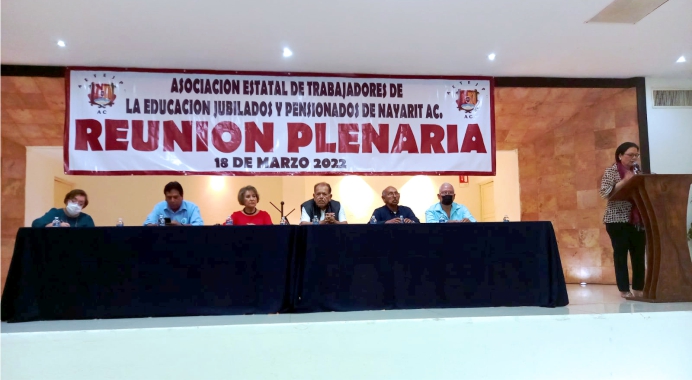 MAESTROS JUBILADOS
