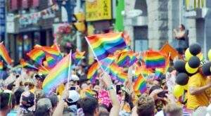 banderas gay