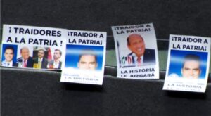 traidores