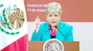 Alicia bárcena