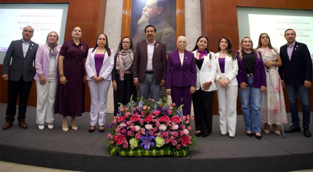 dipus mujeres
