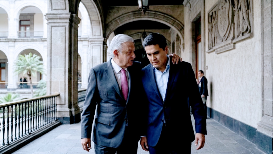 AMLO Y PÁVEL